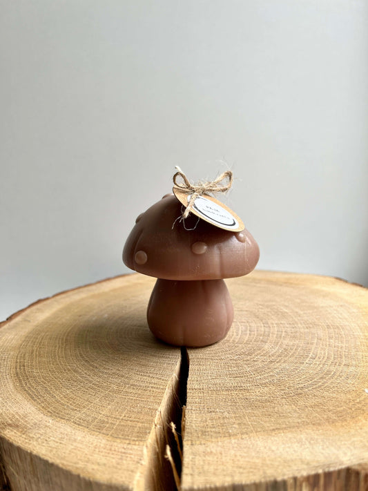 Paja Handcrafts Mushroom Candle small Brown