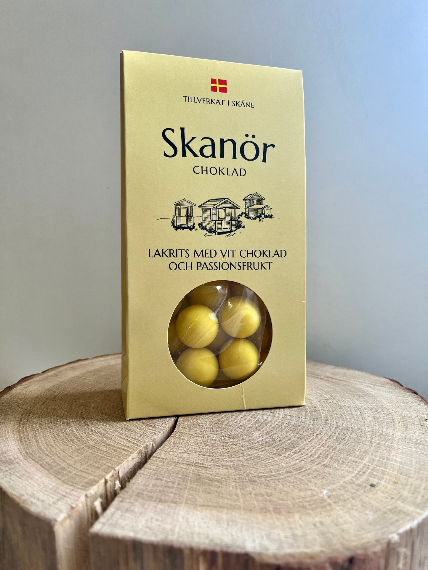 Skanör Choklad Liquorice with Passion Fruit 100g